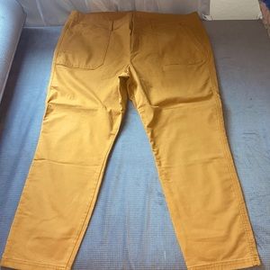 Old navy Pixie pant